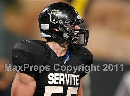 Thumbnail 2 in Mater Dei vs. Servite photogallery.