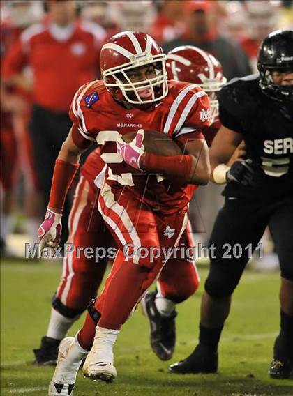 Thumbnail 2 in Mater Dei vs. Servite photogallery.