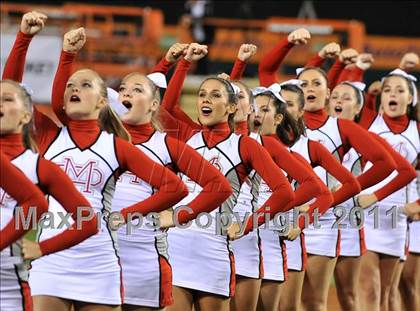 Thumbnail 3 in Mater Dei vs. Servite photogallery.