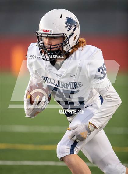 Thumbnail 2 in Bellarmine Prep @ Graham-Kapowsin photogallery.