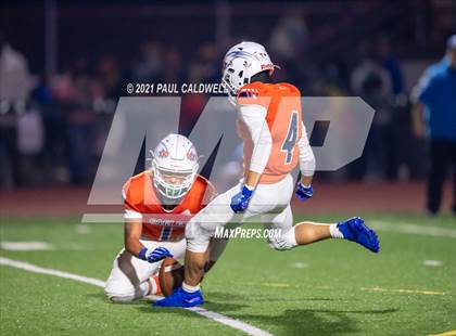 Thumbnail 3 in Bellarmine Prep @ Graham-Kapowsin photogallery.