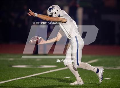 Thumbnail 3 in Bellarmine Prep @ Graham-Kapowsin photogallery.