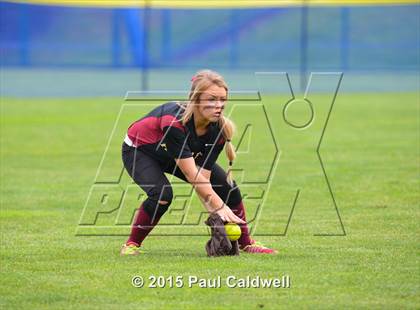 Thumbnail 2 in Juanita vs. Enumclaw (WIAA 3A First Round Playoff) photogallery.