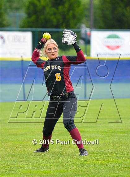 Thumbnail 3 in Juanita vs. Enumclaw (WIAA 3A First Round Playoff) photogallery.