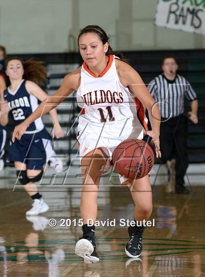 Thumbnail 1 in Amador vs. Vacaville (Ram Jam Winter Classic) photogallery.