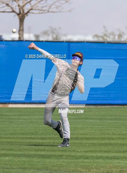 Thumbnail 3 in Winslow vs. San Tan Charter (Ben Franklin Pre-Season Classic) photogallery.