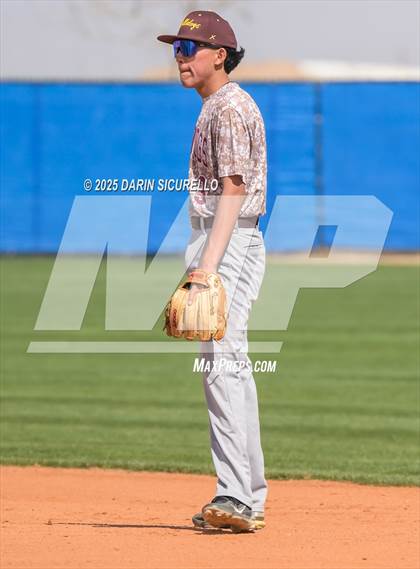 Thumbnail 2 in Winslow vs. San Tan Charter (Ben Franklin Pre-Season Classic) photogallery.