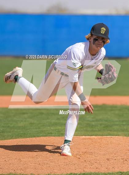Thumbnail 3 in Winslow vs. San Tan Charter (Ben Franklin Pre-Season Classic) photogallery.