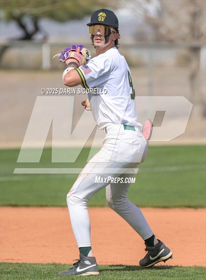 Thumbnail 3 in Winslow vs. San Tan Charter (Ben Franklin Pre-Season Classic) photogallery.