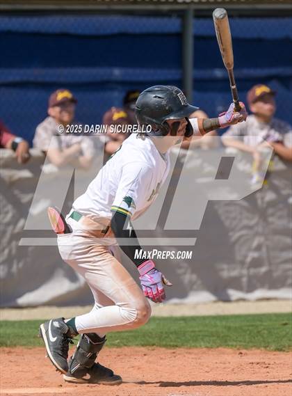 Thumbnail 2 in Winslow vs. San Tan Charter (Ben Franklin Pre-Season Classic) photogallery.