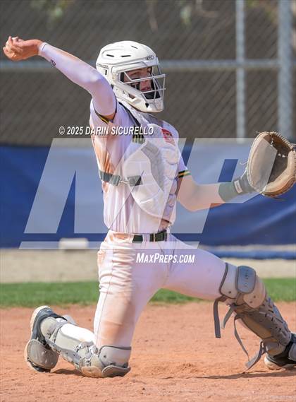 Thumbnail 1 in Winslow vs. San Tan Charter (Ben Franklin Pre-Season Classic) photogallery.