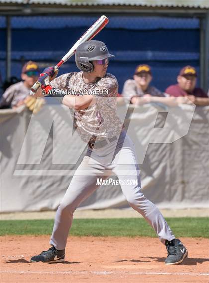 Thumbnail 2 in Winslow vs. San Tan Charter (Ben Franklin Pre-Season Classic) photogallery.