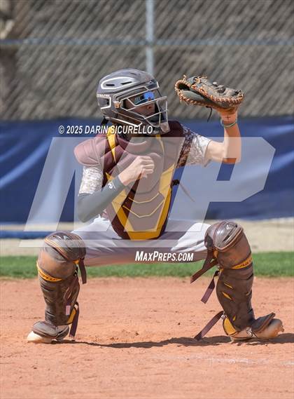 Thumbnail 3 in Winslow vs. San Tan Charter (Ben Franklin Pre-Season Classic) photogallery.