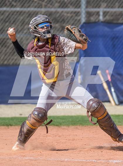 Thumbnail 3 in Winslow vs. San Tan Charter (Ben Franklin Pre-Season Classic) photogallery.