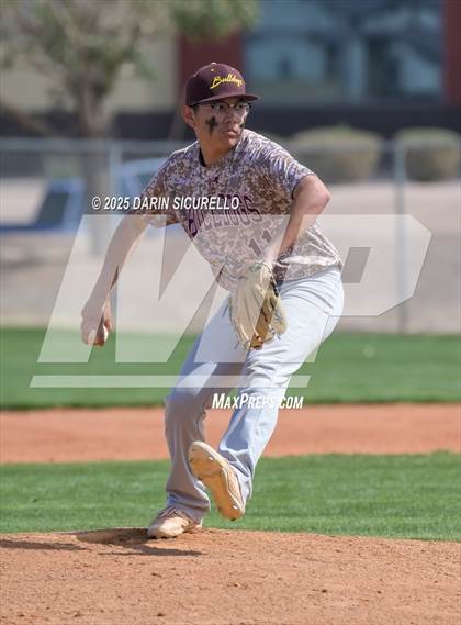 Thumbnail 3 in Winslow vs. San Tan Charter (Ben Franklin Pre-Season Classic) photogallery.
