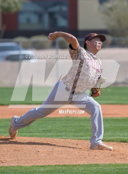 Thumbnail 3 in Winslow vs. San Tan Charter (Ben Franklin Pre-Season Classic) photogallery.