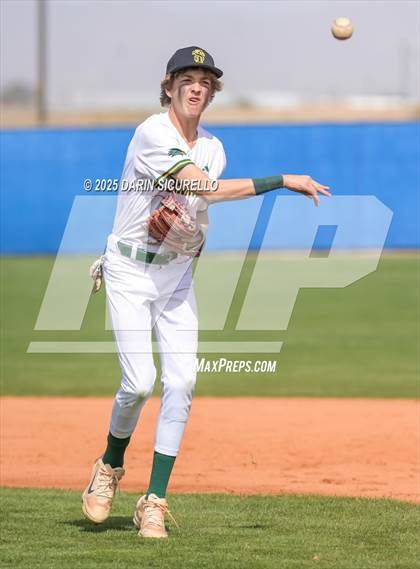 Thumbnail 2 in Winslow vs. San Tan Charter (Ben Franklin Pre-Season Classic) photogallery.