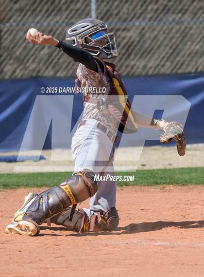 Thumbnail 2 in Winslow vs. San Tan Charter (Ben Franklin Pre-Season Classic) photogallery.