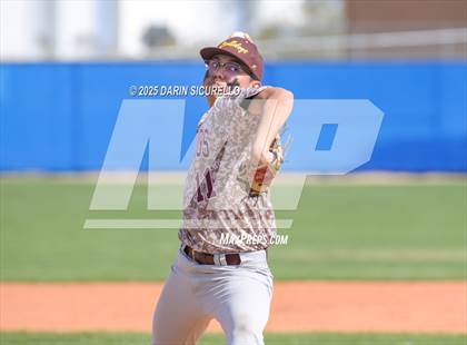 Thumbnail 2 in Winslow vs. San Tan Charter (Ben Franklin Pre-Season Classic) photogallery.
