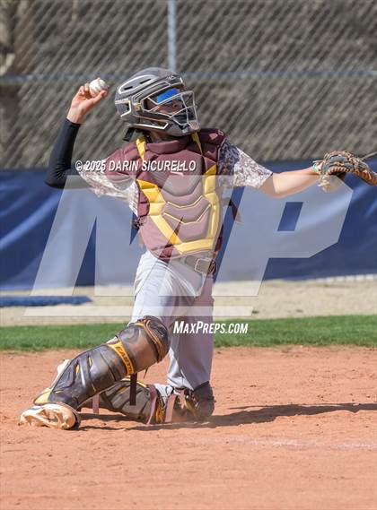 Thumbnail 1 in Winslow vs. San Tan Charter (Ben Franklin Pre-Season Classic) photogallery.