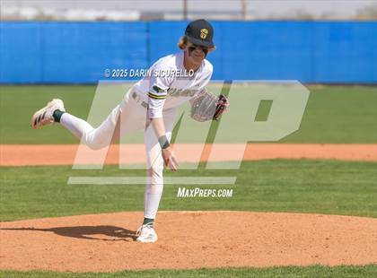Thumbnail 1 in Winslow vs. San Tan Charter (Ben Franklin Pre-Season Classic) photogallery.