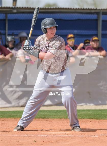 Thumbnail 3 in Winslow vs. San Tan Charter (Ben Franklin Pre-Season Classic) photogallery.