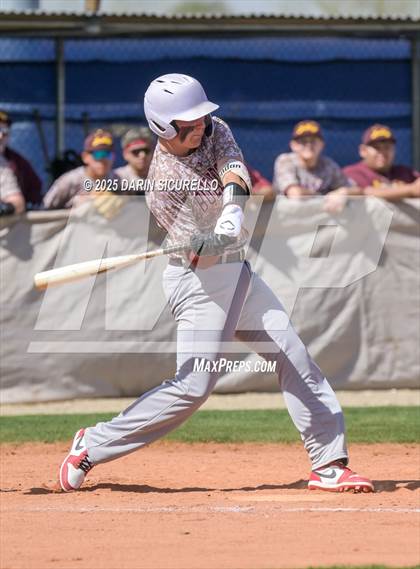 Thumbnail 2 in Winslow vs. San Tan Charter (Ben Franklin Pre-Season Classic) photogallery.