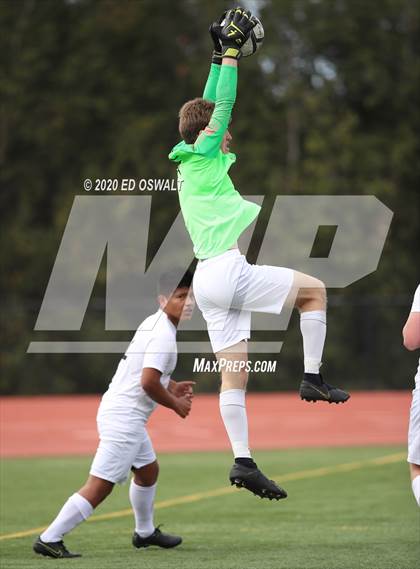 Thumbnail 3 in Lick-Wilmerding @ Saint Mary's (CIF NCS D4 Quarterfinal) photogallery.