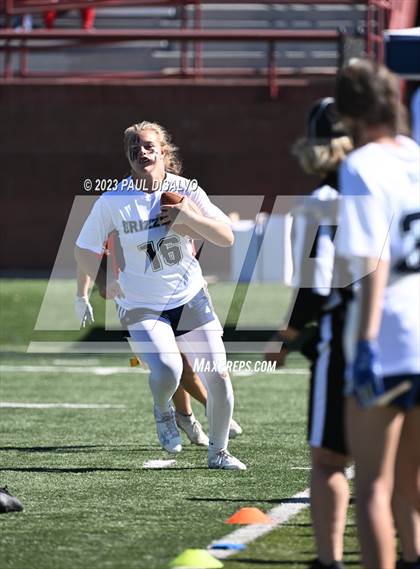 Thumbnail 2 in ThunderRidge VS Cherry Creek (Region 3 Final) photogallery.