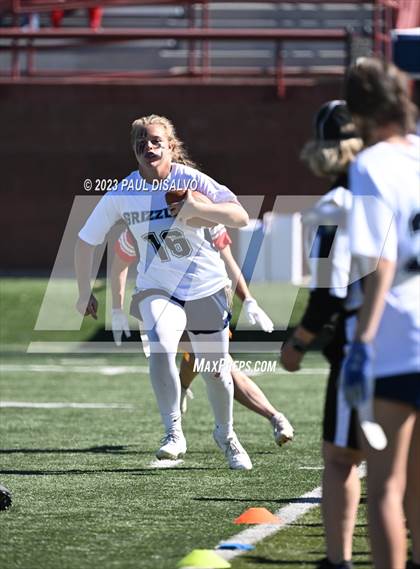 Thumbnail 3 in ThunderRidge VS Cherry Creek (Region 3 Final) photogallery.