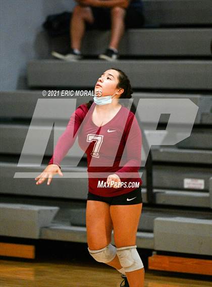 Thumbnail 3 in Steele Canyon vs Bonita Vista (SUHI JV Tournament) photogallery.