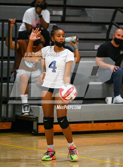 Thumbnail 3 in Steele Canyon vs Bonita Vista (SUHI JV Tournament) photogallery.