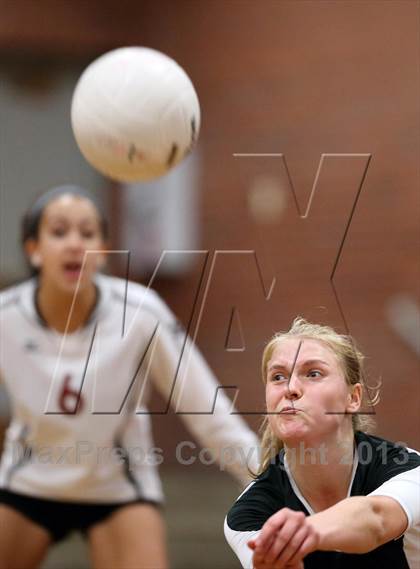 Thumbnail 3 in Mountain Range vs Horizon (Cherry Creek Bruin Classic) photogallery.