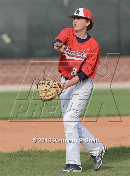 Thumbnail 3 in Newman @ Riverside Academy (LHSAA 2A 2nd Round Playoff G1) photogallery.