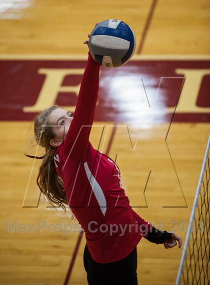 Thumbnail 1 in Barnstable vs Coventry (2013 Volleyhall Classic Final) photogallery.
