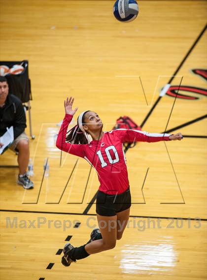 Thumbnail 3 in Barnstable vs Coventry (2013 Volleyhall Classic Final) photogallery.