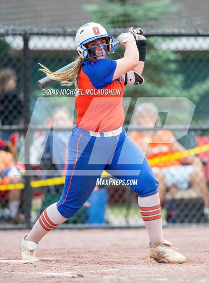 Thumbnail 3 in Ardsley vs. Oneida (NYSPHSAA Class B Final) photogallery.