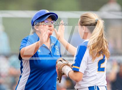 Thumbnail 2 in Ardsley vs. Oneida (NYSPHSAA Class B Final) photogallery.