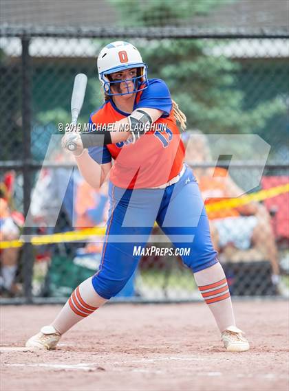 Thumbnail 2 in Ardsley vs. Oneida (NYSPHSAA Class B Final) photogallery.