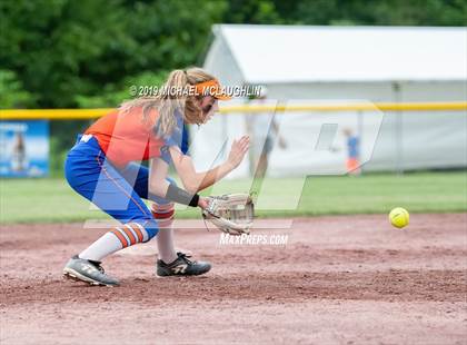 Thumbnail 3 in Ardsley vs. Oneida (NYSPHSAA Class B Final) photogallery.