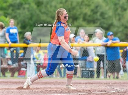 Thumbnail 3 in Ardsley vs. Oneida (NYSPHSAA Class B Final) photogallery.