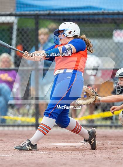 Thumbnail 3 in Ardsley vs. Oneida (NYSPHSAA Class B Final) photogallery.