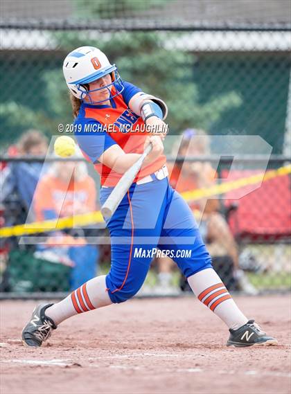 Thumbnail 2 in Ardsley vs. Oneida (NYSPHSAA Class B Final) photogallery.