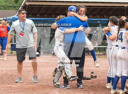 Thumbnail 3 in Ardsley vs. Oneida (NYSPHSAA Class B Final) photogallery.