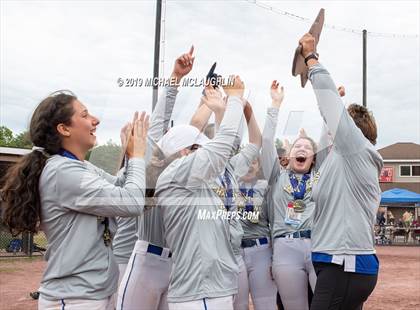Thumbnail 2 in Ardsley vs. Oneida (NYSPHSAA Class B Final) photogallery.