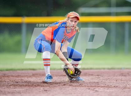 Thumbnail 2 in Ardsley vs. Oneida (NYSPHSAA Class B Final) photogallery.