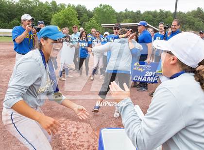 Thumbnail 2 in Ardsley vs. Oneida (NYSPHSAA Class B Final) photogallery.