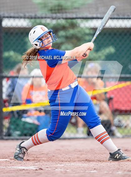 Thumbnail 3 in Ardsley vs. Oneida (NYSPHSAA Class B Final) photogallery.