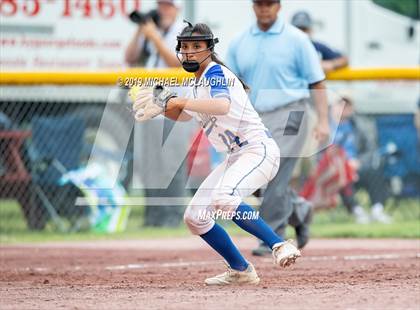 Thumbnail 1 in Ardsley vs. Oneida (NYSPHSAA Class B Final) photogallery.