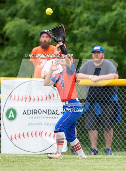 Thumbnail 2 in Ardsley vs. Oneida (NYSPHSAA Class B Final) photogallery.